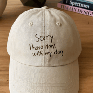 Gorra I Have Plans With My Dog
